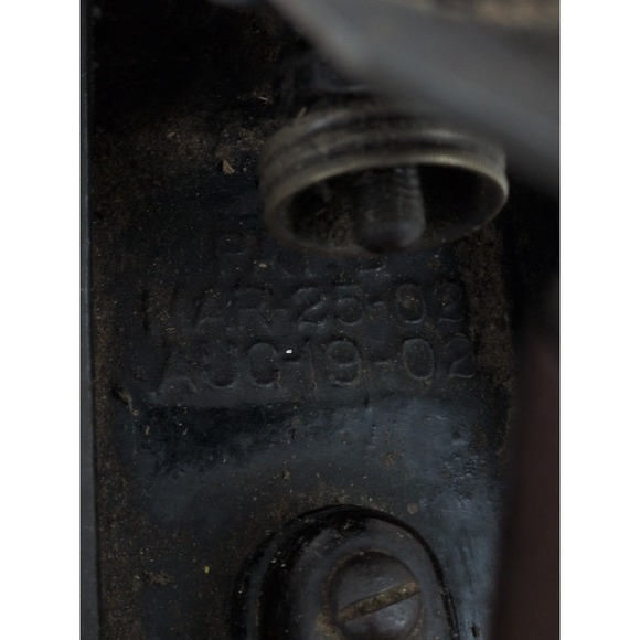 ANTIQUE VINTAGE BAILEY No. 5 WOOD PLANE WITH MAR 25-02 & AUG 19-02 PAT DATES - Picture 9 of 11